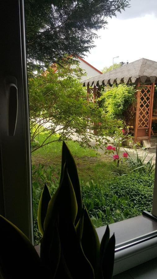 Appartamento Pod Srebrna Roza Chęciny Esterno foto