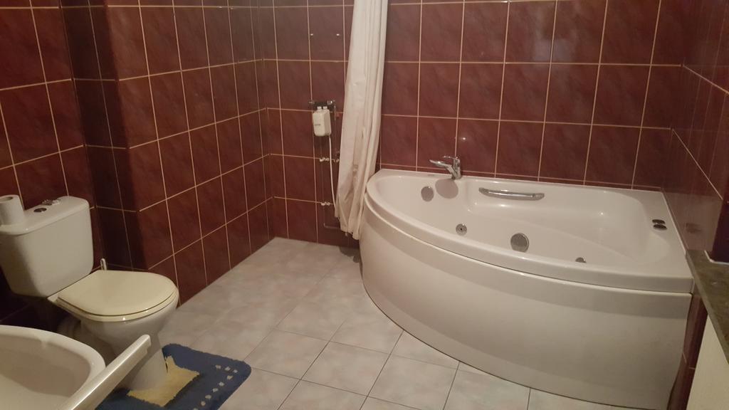 Appartamento Pod Srebrna Roza Chęciny Esterno foto